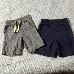 Boy 5T shorts